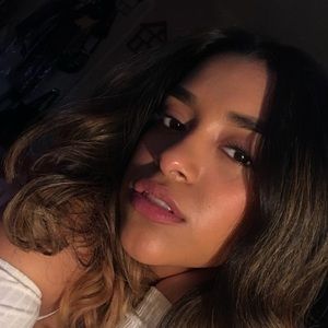 Meet your Posher, Alondra